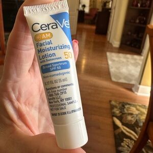 CeraVe AM Facial Moisturizing Lotion with SPF 50 NEW